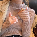Half-neck sweater for women, slim-fit knitted fabric